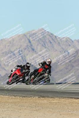 media/Dec-01-2025-Moto Forza (Mon) [[2daa91e15f]]/2-Intermediate Group/Session 4 Turn 9/